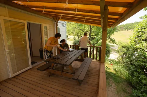 Location - Mobil Home 3 Chambres 35M², Climatisation, Terrasse Couverte - image n°2 - Domaine la Garenne