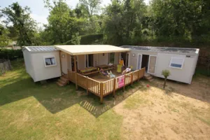 Locatif - Mobil home Tribu, 6 chambres 70m², climatisation, terrasse couverte, 10 pers + 1 bébé (-3ans) - Domaine la Garenne