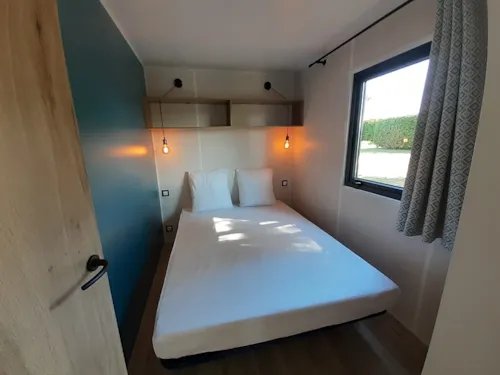 Accommodation - Mobil Home 2 Rooms 26M², Air Conditioning, Paved Terrace - image n°3 - Domaine la Garenne