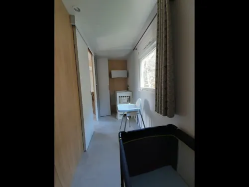 Location - Mobil Home Tribu, 6 Chambres 70M², Climatisation, Terrasse Couverte, 10 Pers + 1 Bébé (-3Ans) - image n°7 - Domaine la Garenne