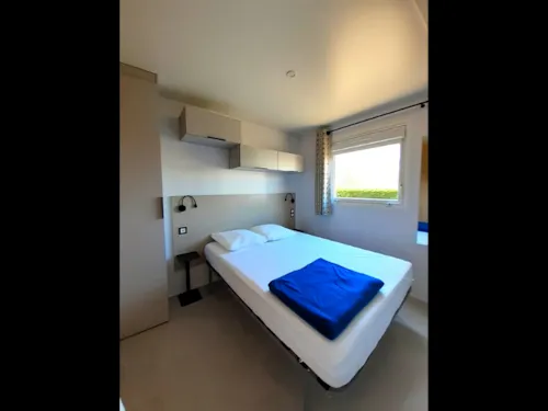 Location - Mobil Home Tribu, 6 Chambres 70M², Climatisation, Terrasse Couverte, 10 Pers + 1 Bébé (-3Ans) - image n°6 - Domaine la Garenne