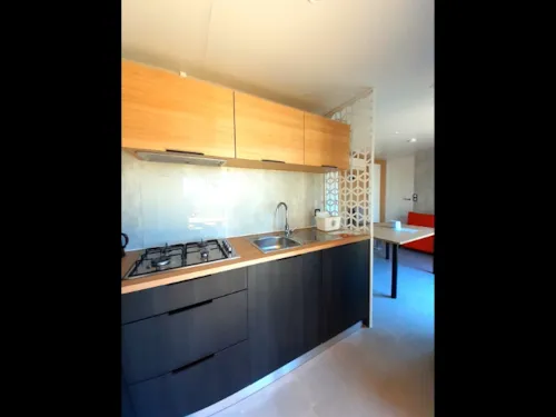 Location - Mobil Home Tribu, 6 Chambres 70M², Climatisation, Terrasse Couverte, 10 Pers + 1 Bébé (-3Ans) - image n°5 - Domaine la Garenne