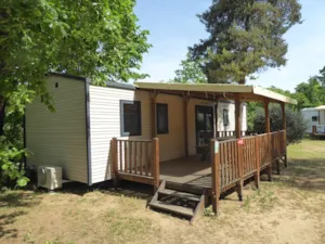 Locatif - Mobil home 4 chambres 40m², 2 salles de bains, climatisation, terrasse couverte - Domaine la Garenne