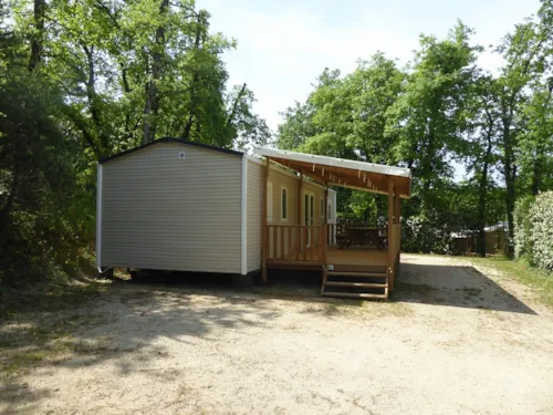 Accommodation - Mobil Home 4 Rooms 40M², 2 Bathrooms, Air-Conditioning, Covered Terrace - image n°2 - Domaine la Garenne