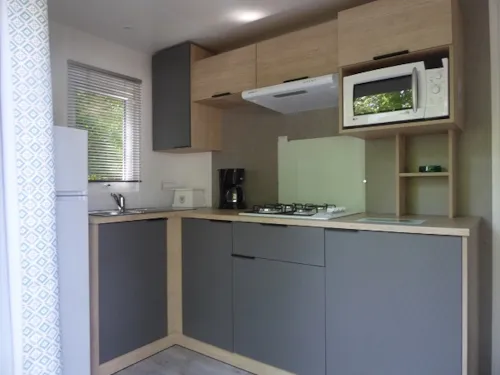 Mietunterkunft - Mobilheim 2 Zimmers 30M², Gepflasterte Terrasse - image n°2 - Domaine la Garenne