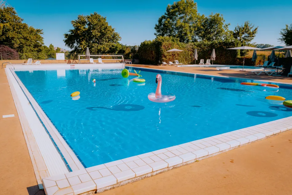 Combelles Aveyron Vacances