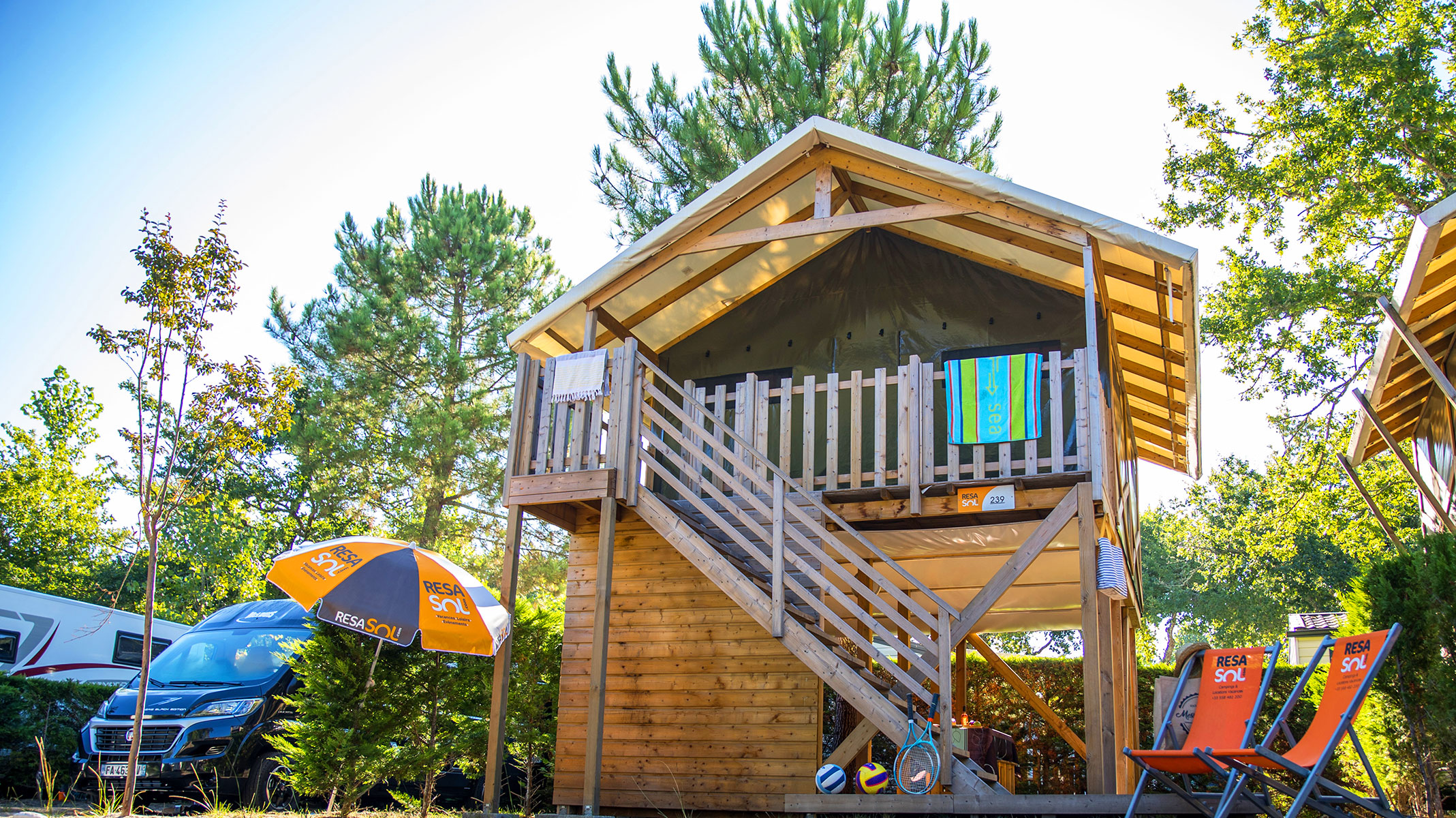 Accommodation - Lodge Perchee Tent 5P - Camping Lou Pignada