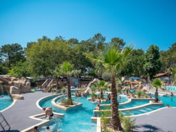 Camping Lou Pignada - image n°36 - Roulottes
