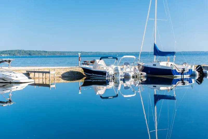 Emplacement Avec Électricité - Côté Port / D