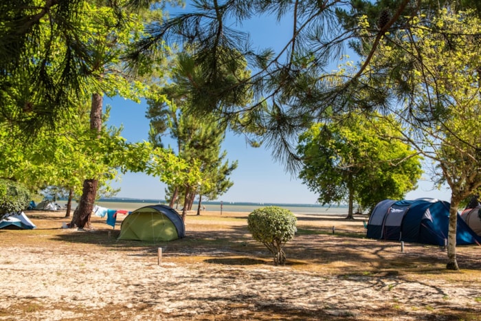 Emplacement Tente Avec Électricité - Côté Lac