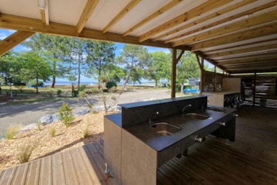 Pitch for tent only with electricity – Pedestrian Lake View 1st row / S — 4