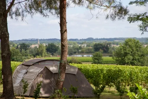 Forfait Confort (1 Tente, Caravane Ou Camping-Car / 1 Voiture / Électricité 10A)