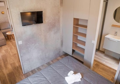 Lodge PREMIUM 4P