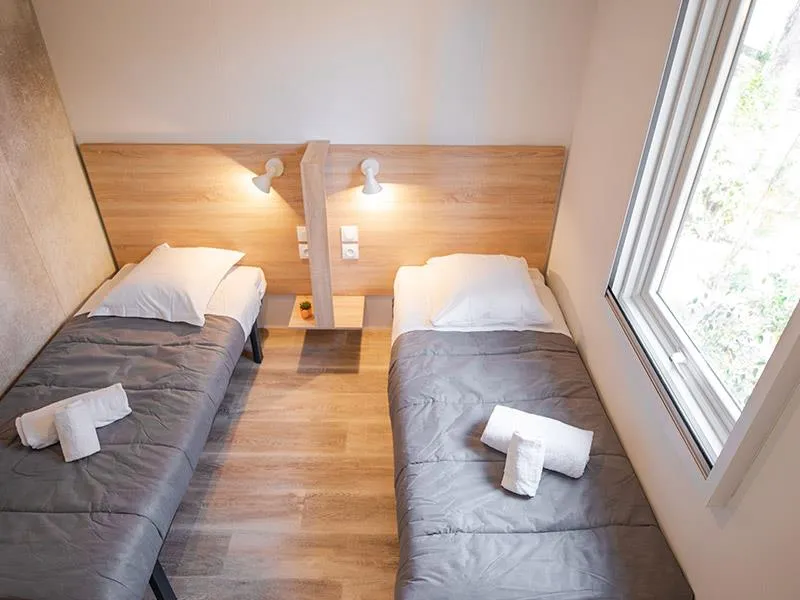 Lodge Premium Jacuzzi 4P