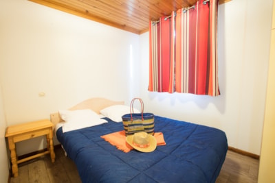 Wooden Chalet 8P