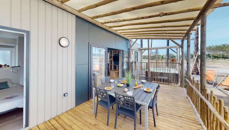 Lodge Premium Jacuzzi 4P