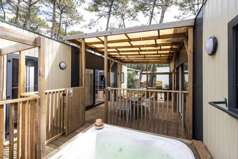 Location - Cottage Premium - Jacuzzi® 8P - Camping Le Vieux Port Resort & Spa