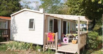 Mietunterkunft - Mobil Home Familial - 2 Zimmer (Max : 4 Erwachsene + 2 Kinder) - Camping Les Rives du Loup