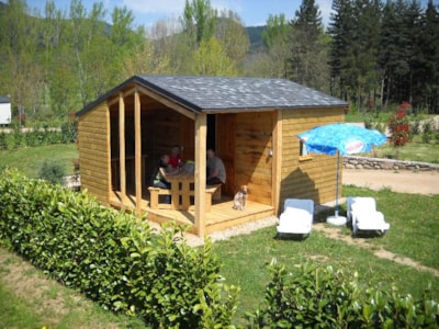 Wooden hut Châtaigner 23 m² (2 bedrooms) No bathroom