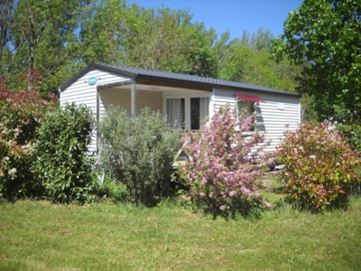 Mobil home Les Causses Standard 29m² (2bedrooms) + sheltered terrace + TV