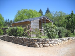 Accommodation - Wooden Hut Châtaigner 23 M² (2 Bedrooms) No Bathroom - Flower Camping La Dourbie