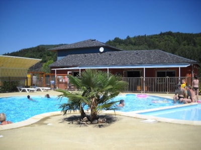 Comfort Package (1 tent, caravan or motorhome / 1 car / electricity 10A)