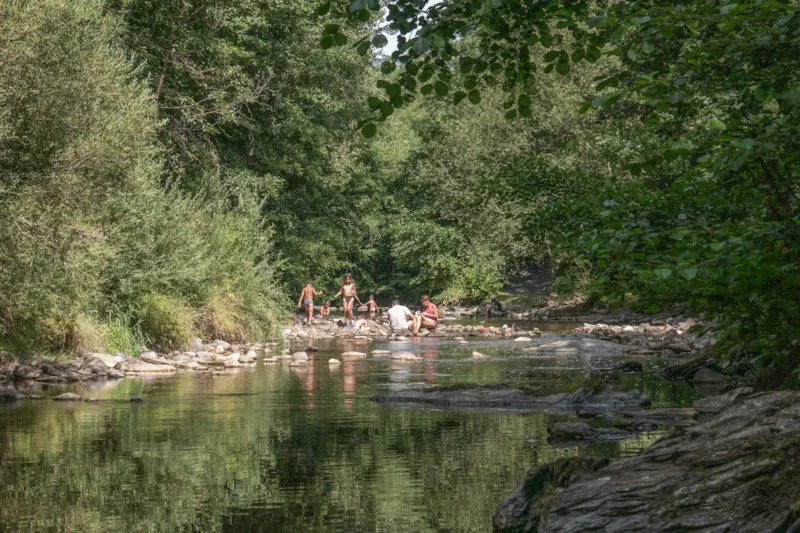 Forfait Confort (1 Tente, Caravane Ou Camping-Car / 1 Voiture / Électricité 10A)
