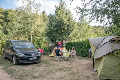 Comfort Package (1 tent, caravan or motorhome / 1 car / electricity 10A)