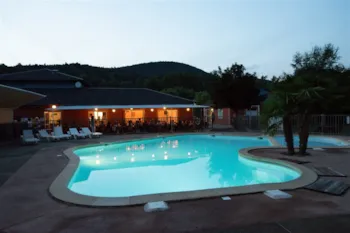 Camping La Dourbie - Ucamping