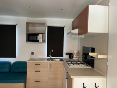 Mobile-home L'Aigoual PREMIUM 33m² (3 bedrooms) + Half-covered terrace 18m² + TV + Dishwatrasher