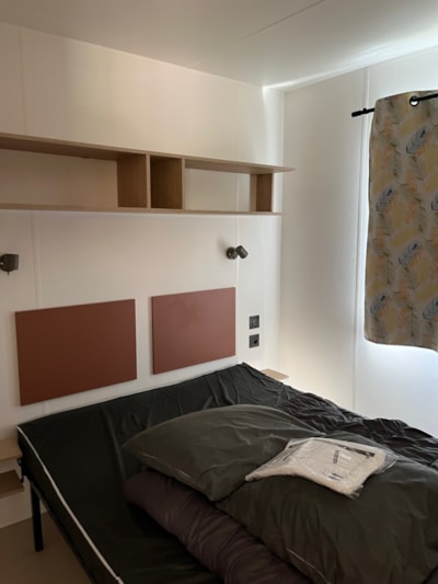 Mobile-home L'Aigoual PREMIUM 33m² (3 bedrooms) + Half-covered terrace 18m² + TV + Dishwatrasher