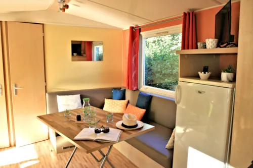 Location - Mobil Home  Gentiane 2 Chambres / 25M²/ Terrasse Couverte - image n°2 - Camping  Le Vaugrais