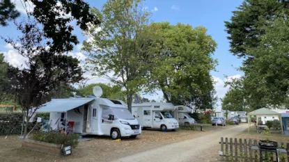 Piazzola Camper + Elettricità