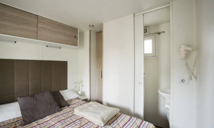 Mobile-Home Exclusive