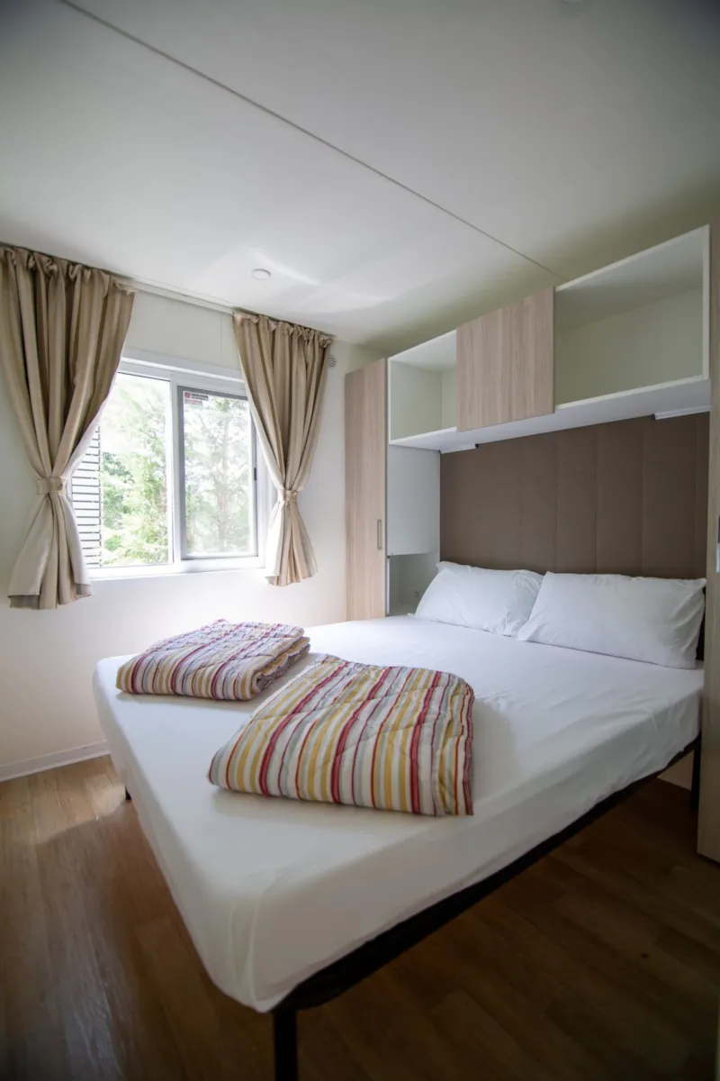 Mobile-Home Deluxe Jacuzzi