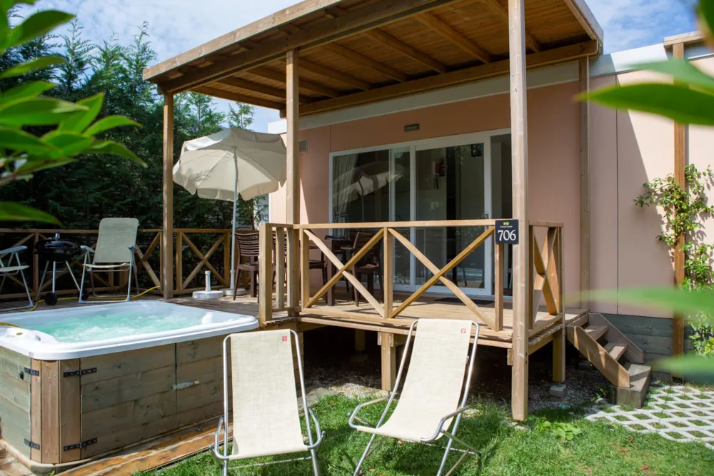 Mietunterkunft - Mobilheim Deluxe Jacuzzi - Camping Del Sole Village