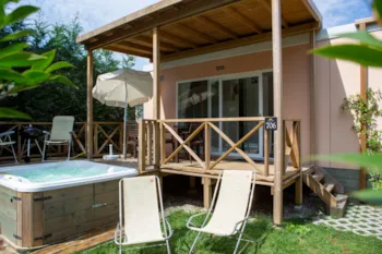 Mietunterkunft - Mobilheim Deluxe Jacuzzi - Camping Del Sole Village