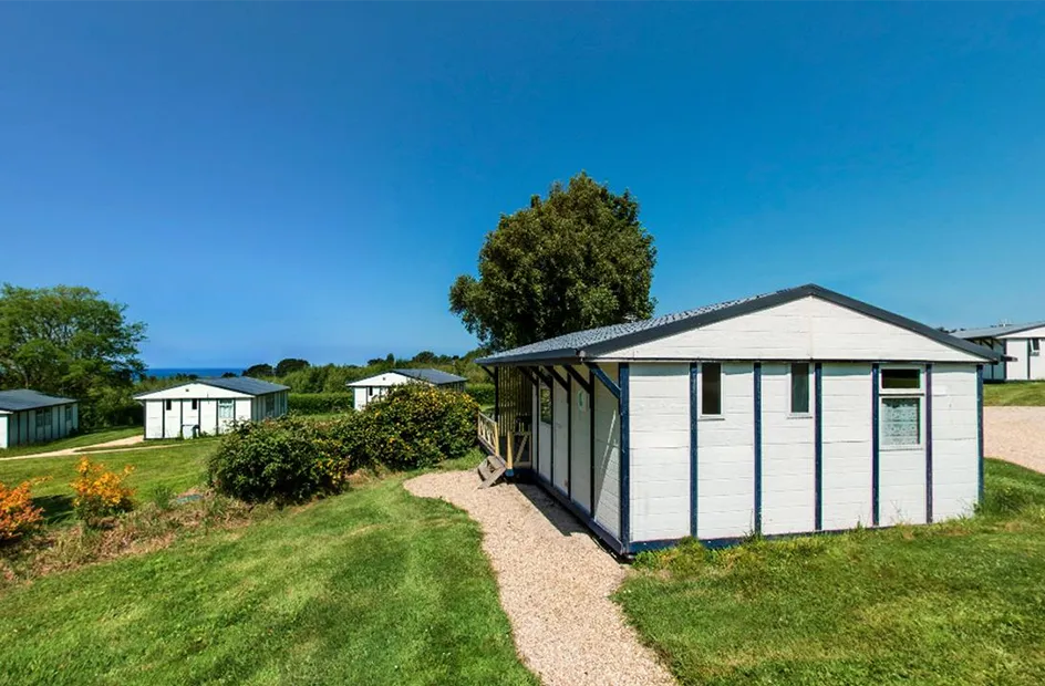 Location - Chalet - 3 Chambres - Camping Le Village De L'Armorique