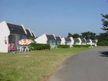 Huuraccommodatie(s) - Vakantiehuis - 1 Slaapkamer - Camping Le Village De L'Armorique