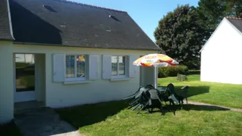 Huuraccommodatie(s) - Vakantiehuis - 2 Slaapkamers - Camping Le Village De L'Armorique