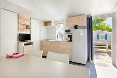 Mobile-home Family 29m² COMFORT - 3 bedrooms + sheltered terrace + TV — 2