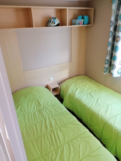 Mobil-home Loggia 26m² - CONFORT - 2 bedrooms + sheltered terrace + TV — 8