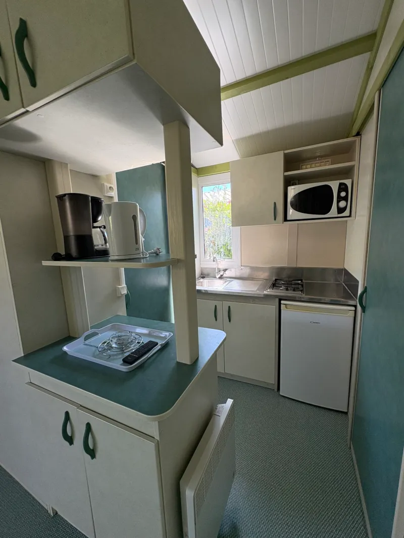 Chalet 25M² Confort - 2 Chambres + Terrasse Couverte + Tv
