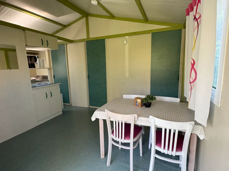 Chalet 25M² Confort - 2 Chambres + Terrasse Couverte + Tv