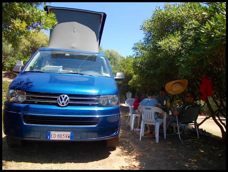 Emplacements Camper - Caravane + Voiture Inclus - Aircamping, 2 Personnes Incluses