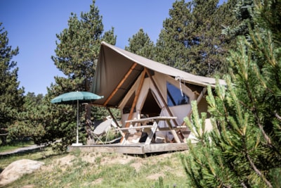 Canadian tent II