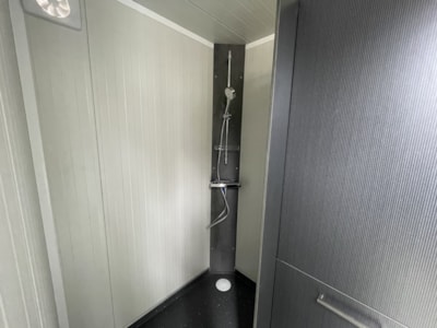 Camping pitch private sanitary luxe
