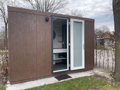 Camping pitch private sanitary luxe