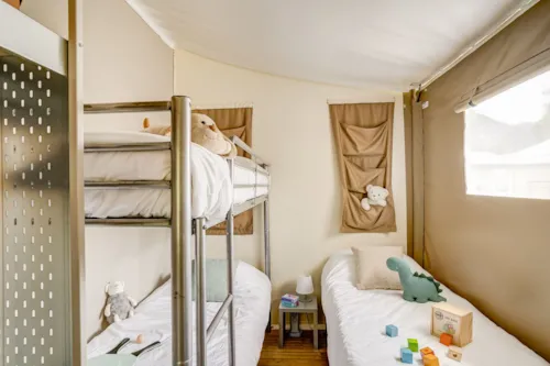 Location - Lodge 3 Chambres *** - image n°6 - Camping Sandaya La Nublière