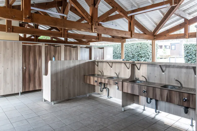 Emplacement Avec Électricité / D